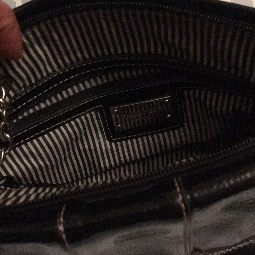 “NWOT” NINE WEST PURSE! Never been Used!!! 👛 - Picture 3 of 4